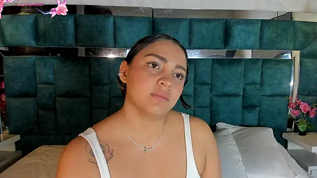 Abril Gomez06 online show from April 2026 02:27:02 AM