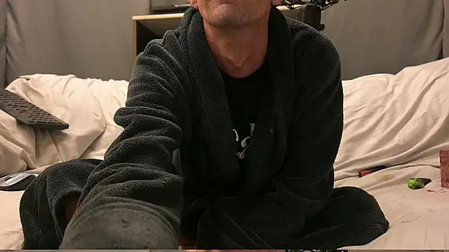 joeiandola online show from December 2025 04:34:02 PM