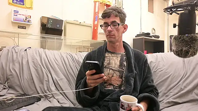 joeiandola online show from March 2026 04:45:01 PM