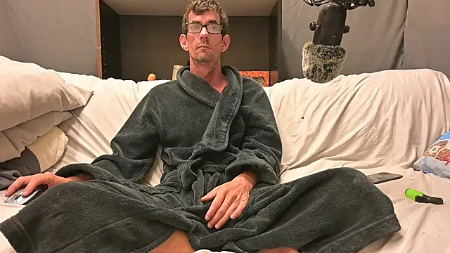 joeiandola online show from November 2025 05:38:02 PM