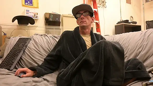 joeiandola online show from April 2026 04:13:02 PM