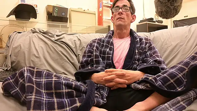 joeiandola online show from April 2026 03:14:02 AM