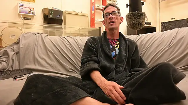 joeiandola online show from April 2026 02:58:01 AM