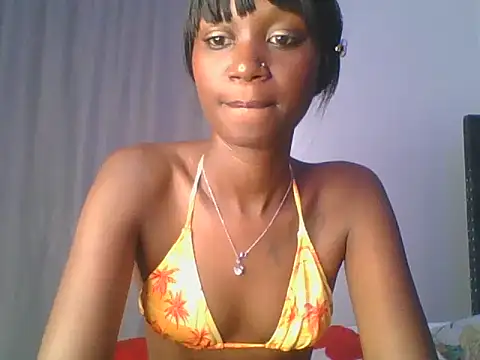 Snapshot of MissLilly1 chatting on October 2025 08:44:01 AM MissLilly1 online show from October 2025 08:44:01 AM