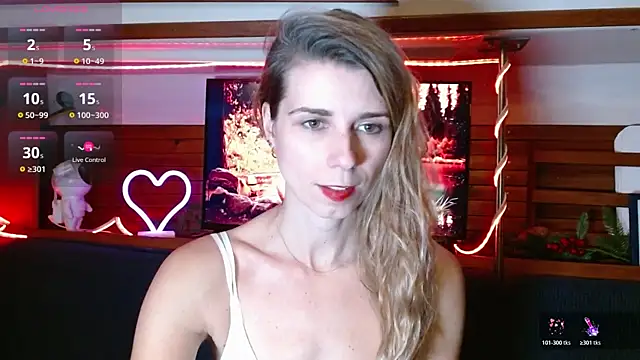 Trinity Fire online show from November 2025 12:32:02 AM