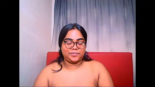 Snapshot of Indian_Lola00 chatting on September 2025 05:22:02 PM Indian Lola00 online show from September 2025 05:22:02 PM