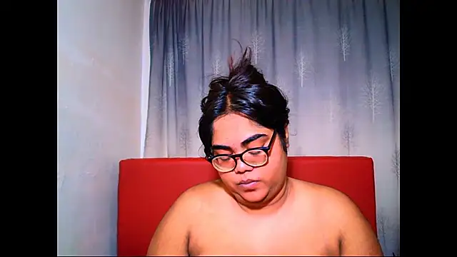 Indian Lola00 online show from November 2025 05:56:02 PM