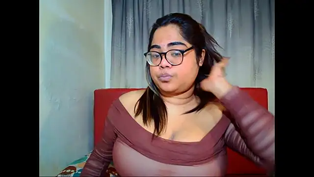 Indian Lola00 online show from June 2026 05:12:02 PM