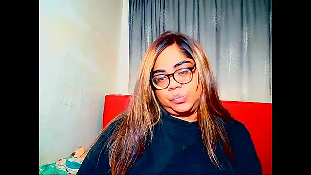 Snapshot of Indian_Lola00 chatting on May 2026 09:46:01 PM Indian Lola00 online show from May 2026 09:46:01 PM