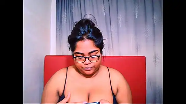 Snapshot of Indian_Lola00 chatting on October 2025 07:26:02 PM Indian Lola00 online show from October 2025 07:26:02 PM