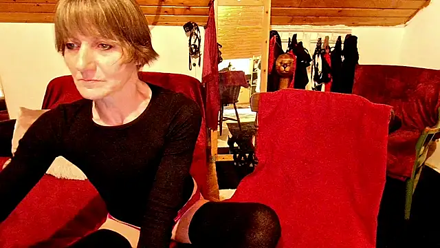 Hot Colettte online show from April 2026 05:12:01 AM