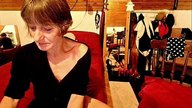 Hot Colettte online show from November 2025 08:47:01 PM