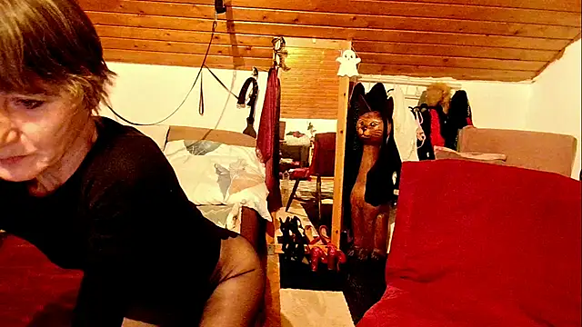 Hot Colettte online show from November 2025 08:57:02 PM