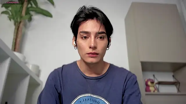 sebas rose online show from December 2024 12:56:01 AM