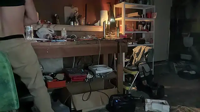 CowboyZuhly online show from March 2026 05:17:01 AM