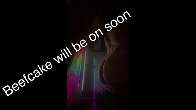 Snapshot of CowboyZuhly chatting on January 2026 05:36:02 AM CowboyZuhly online show from January 2026 05:36:02 AM