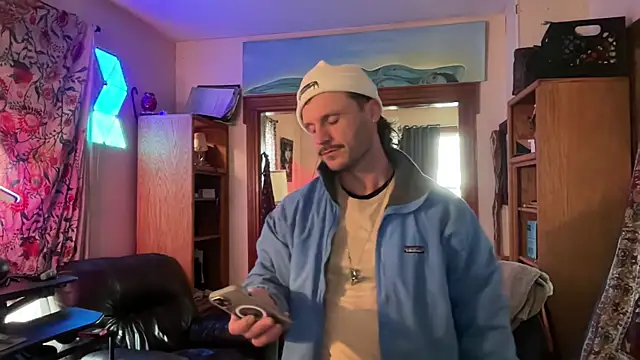 Snapshot of CowboyZuhly chatting on January 2026 06:22:02 PM CowboyZuhly online show from January 2026 06:22:02 PM