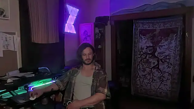 CowboyZuhly online show from March 2026 05:27:02 AM