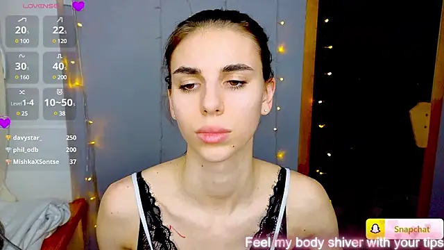 EmmyGreans online show from January 2025 03:44:01 PM