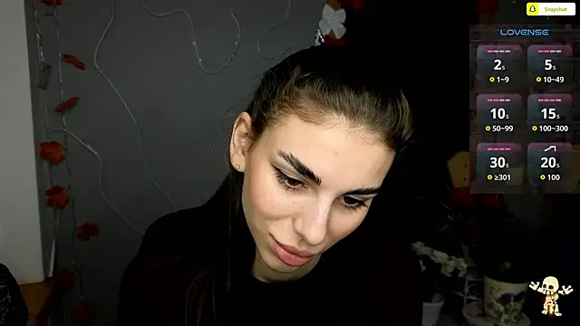 EmmyGreans online show from November 2025 06:46:01 AM