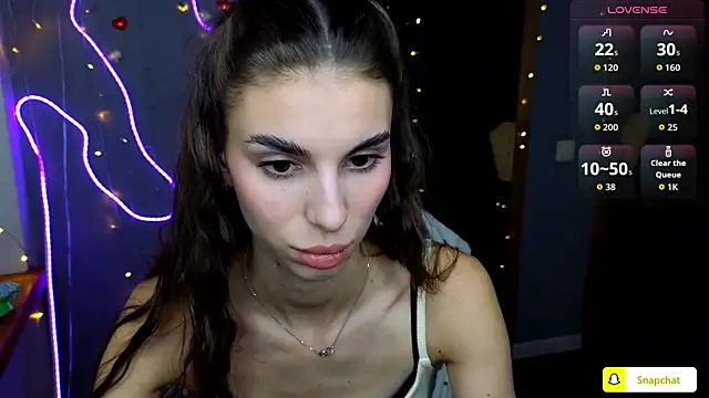 EmmyGreans online show from September 2025 12:11:01 PM