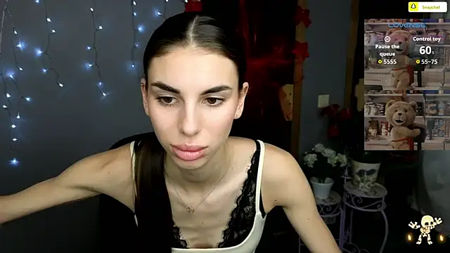 EmmyGreans online show from December 2025 06:52:02 AM