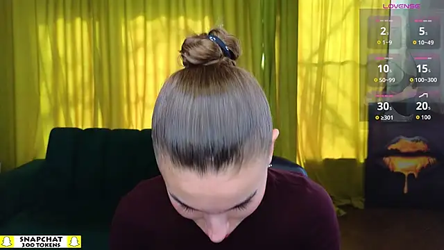 EmmyGreans online show from March 2026 06:44:01 AM