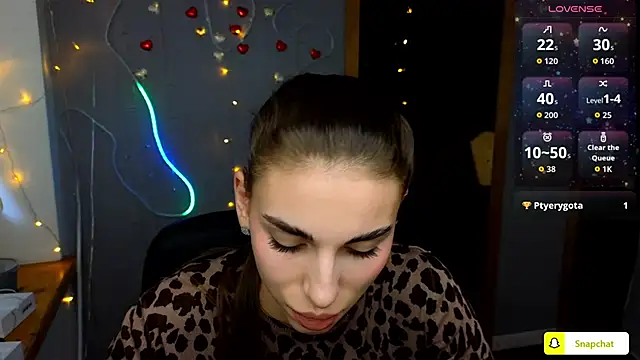 EmmyGreans online show from September 2025 11:38:01 AM