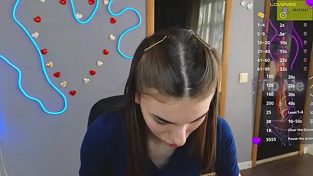 EmmyGreans online show from March 2025 06:27:01 AM