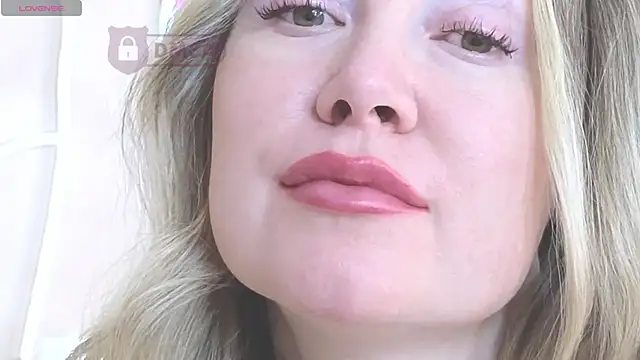 ElleCherry online show from February 2025 11:52:02 PM