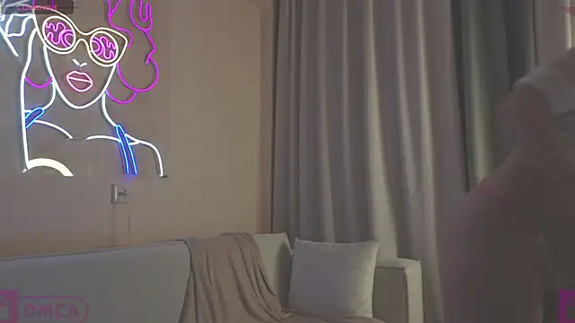 ElleCherry online show from March 2025 04:44:01 PM
