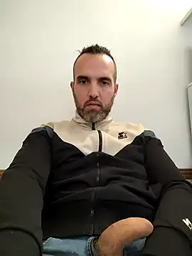 Snapshot of leon3875 chatting on September 2025 03:34:02 PM leon3875 online show from September 2025 03:34:02 PM