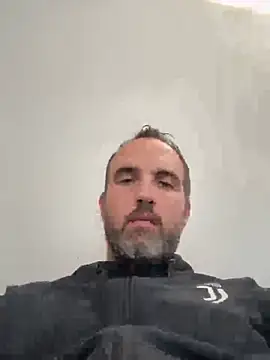 leon3875 online show from February 2026 03:23:02 PM