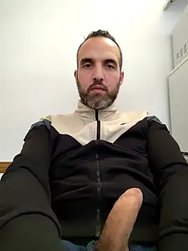 Snapshot of leon3875 chatting on September 2025 03:08:02 PM leon3875 online show from September 2025 03:08:02 PM