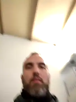 Snapshot of leon3875 chatting on October 2025 03:27:01 PM leon3875 online show from October 2025 03:27:01 PM