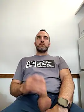 Snapshot of leon3875 chatting on November 2025 03:34:02 PM leon3875 online show from November 2025 03:34:02 PM