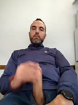 Snapshot of leon3875 chatting on September 2025 03:29:01 PM leon3875 online show from September 2025 03:29:01 PM