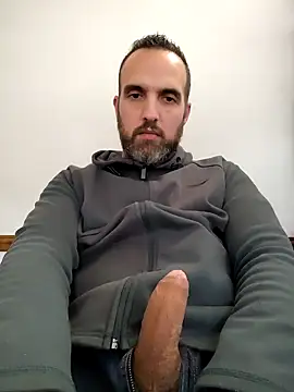 Snapshot of leon3875 chatting on October 2025 03:46:01 PM leon3875 online show from October 2025 03:46:01 PM