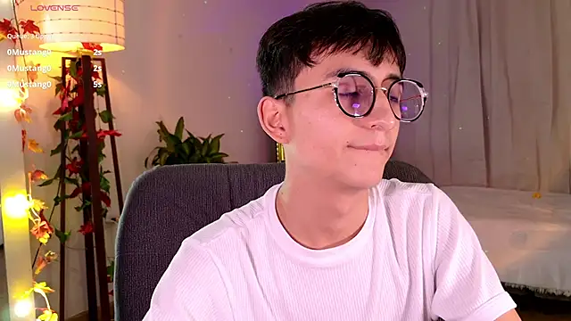 Mr evan1 online show from March 2025 08:32:02 PM