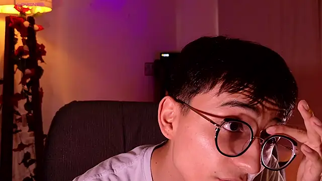 Mr evan1 online show from February 2025 07:33:02 PM
