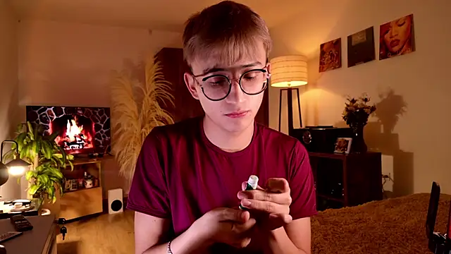 Mr evan1 online show from September 2025 04:07:01 PM