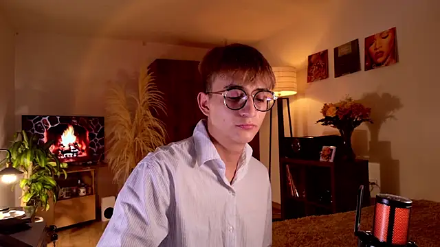 Mr evan1 online show from September 2025 12:49:02 PM