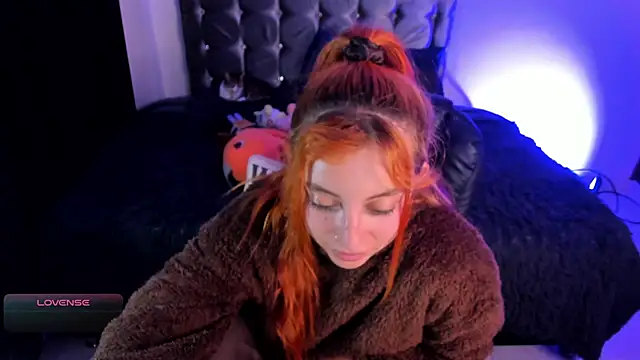 Violetaarey online show from February 2026 04:43:02 AM