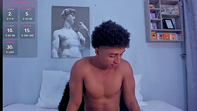 MagnusKing  online show from October 2025 10:44:01 PM