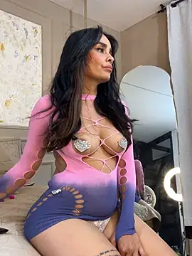 Snapshot of Alishak chatting on November 2025 07:08:02 PM Alishak online show from November 2025 07:08:02 PM