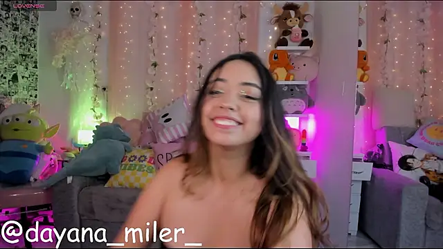  dayana miler online show from March 2026 11:52:01 PM