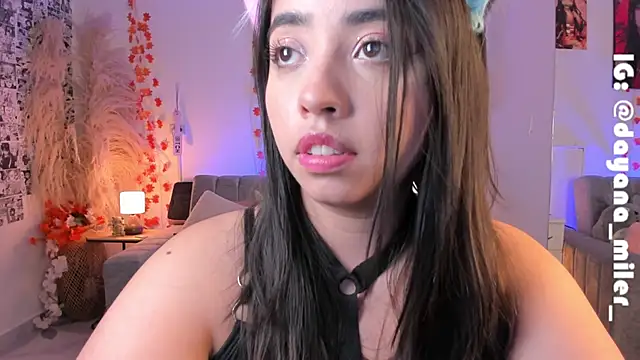 Snapshot of _dayana_miler chatting on January 2025 02:32:02 AM dayana miler online show from January 2025 02:32:02 AM