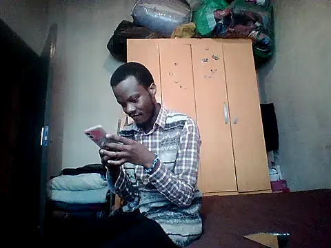 Snapshot of CedRickBakana chatting on September 2025 07:33:02 AM CedRickBakana online show from September 2025 07:33:02 AM