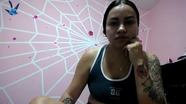 Gisella chaud online show from November 2025 04:32:02 PM