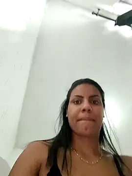 Bella Anjoss online show from December 2024 03:31:01 PM